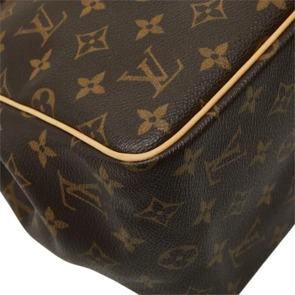 Louis Vuitton Monogram Batignolles Handbag